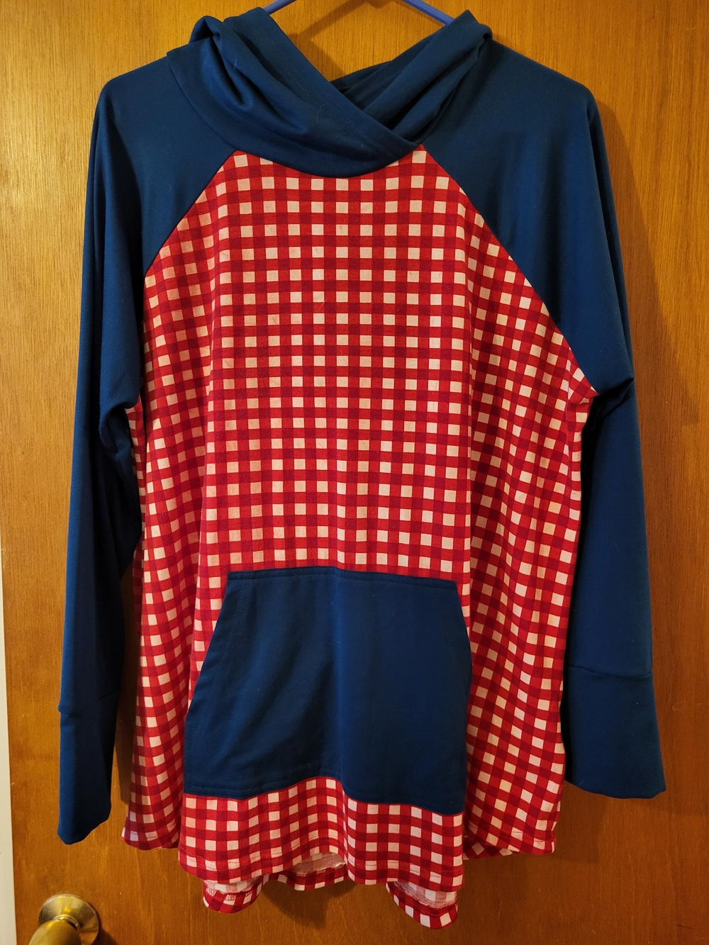 LuLaRoe Teal Blue Top-XL Amber